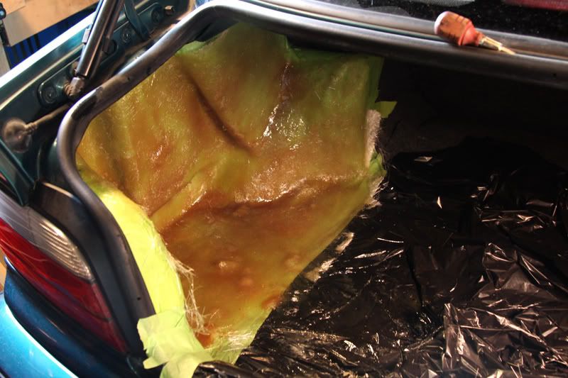 Fiberglass Subwoofer Box (E36)